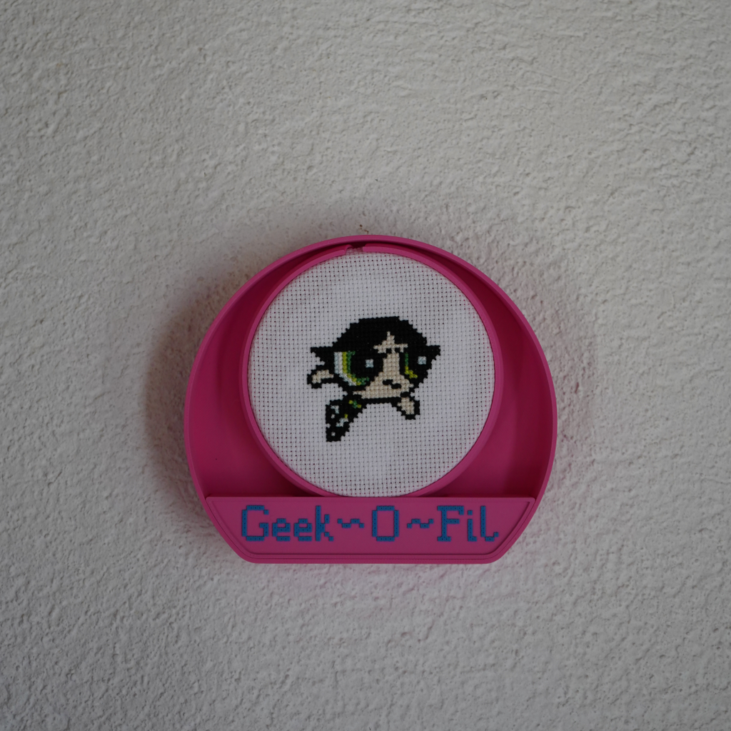 La combattante des filles super chouettes_Broderie 10cm