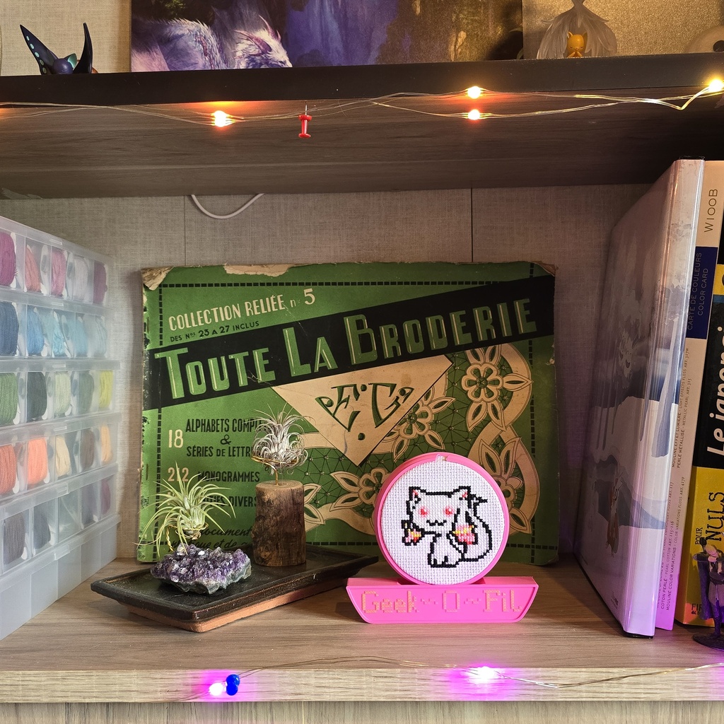 Le mignon incubateur_Broderie 8cm