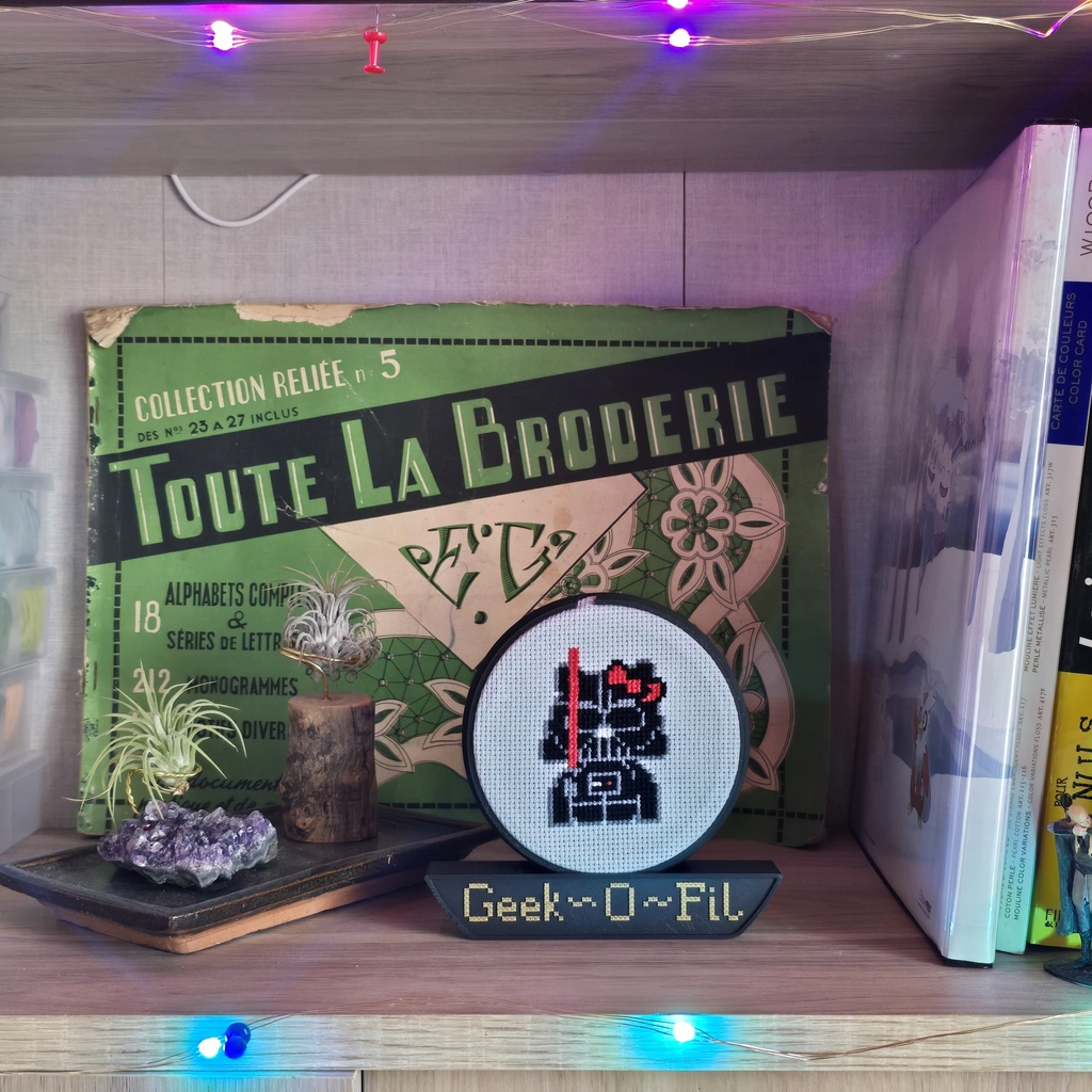 Le frère de la nuit_Broderie 8cm