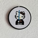 Chat blanc en pilote de vaisseau_Broderie 10cm