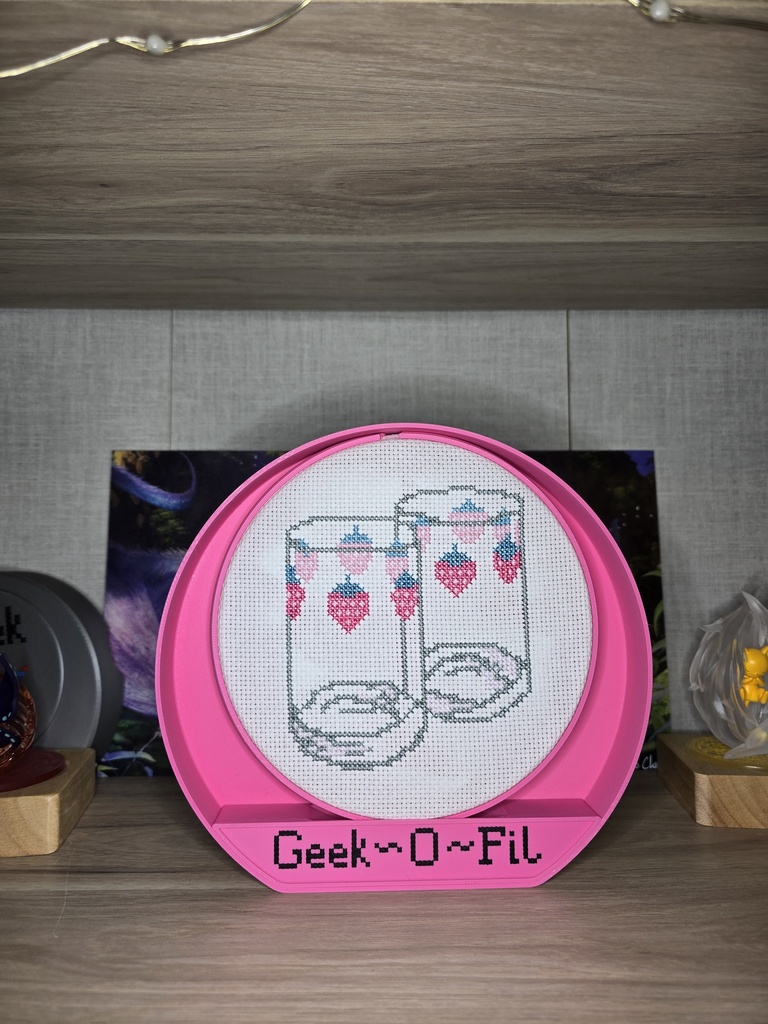 Les verres aux fraises_Broderie 15cm